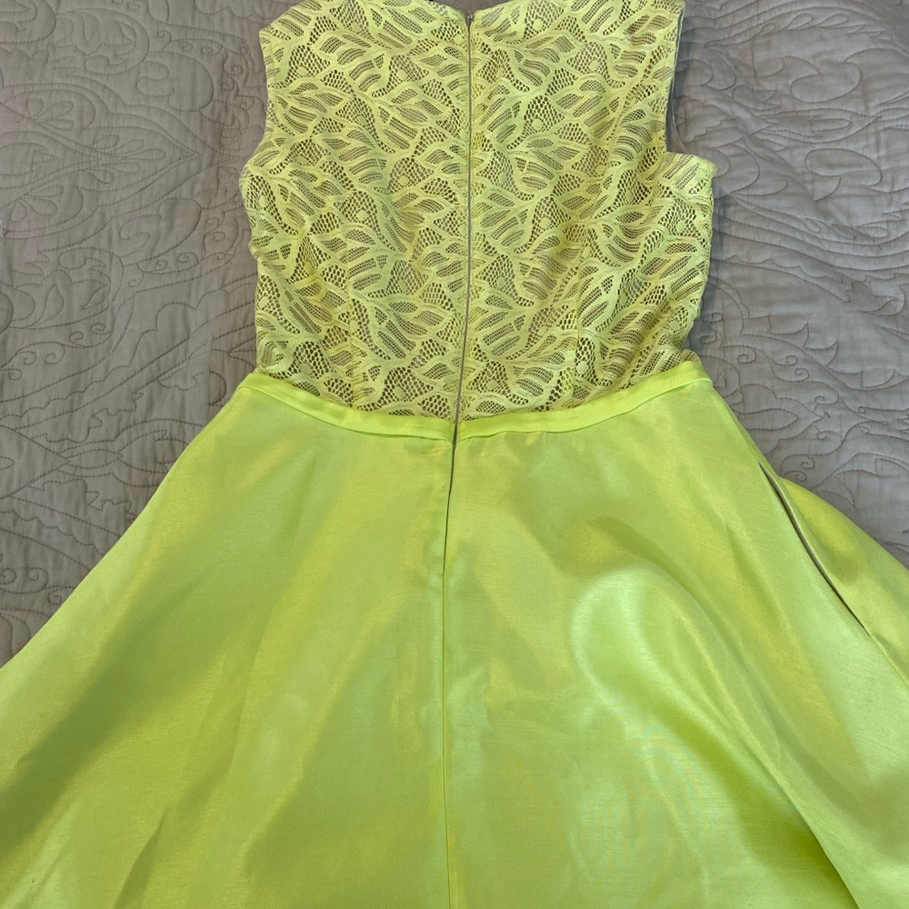 JUST TAYLOR DRESS - Picture 4 of 4